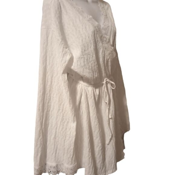 Asos textured long sleeve white mini wrap dress with crochet trim size 10 - Picture 7 of 12